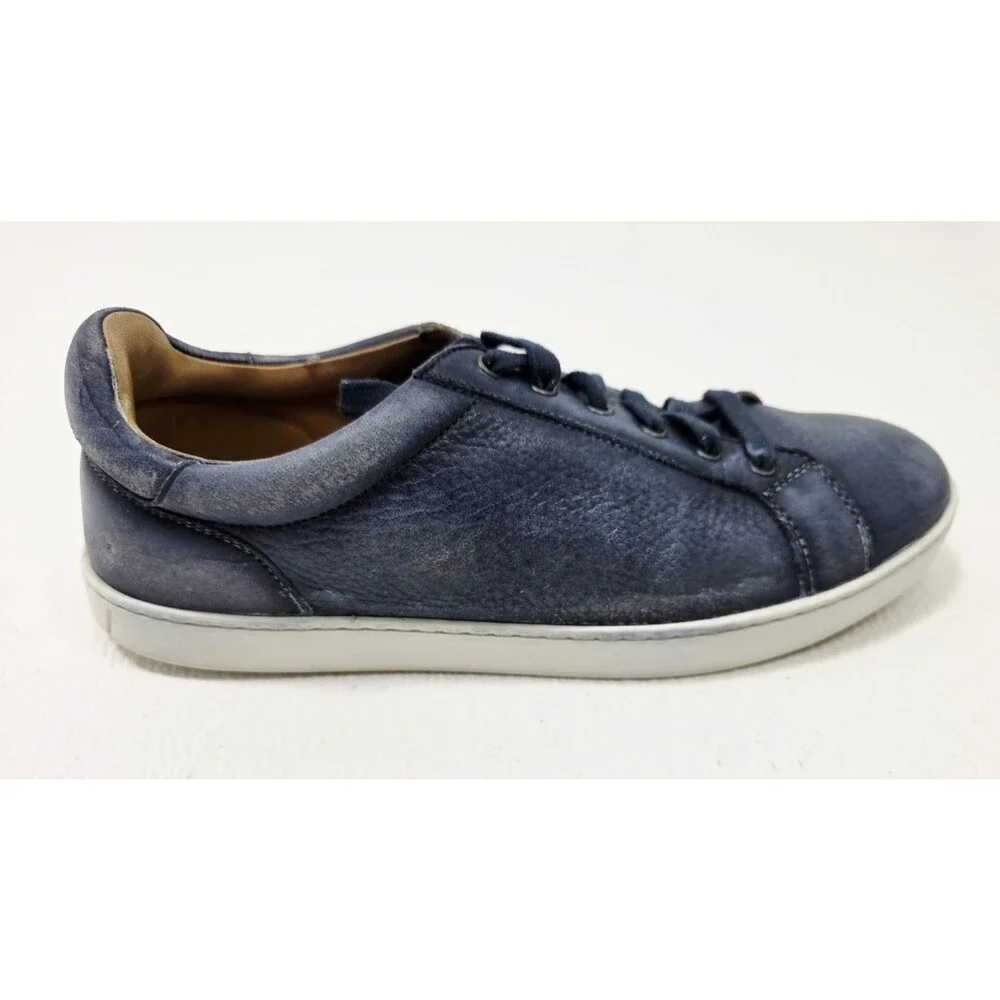 Magnanni Leve Navy Fashion Sneakers size 8.5 Broken In Leather